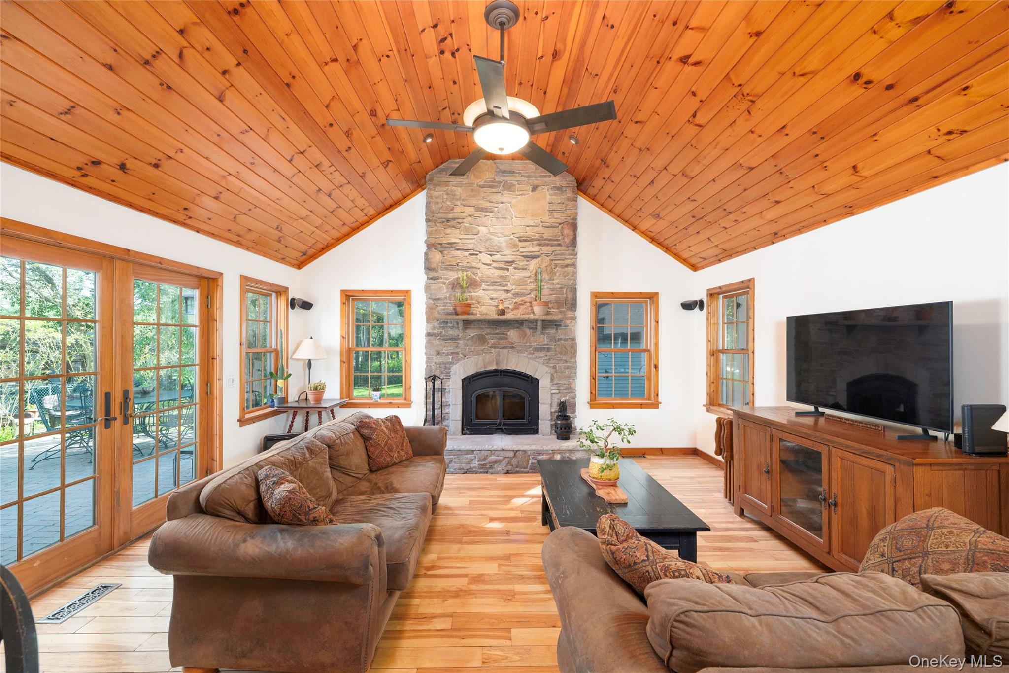 299 Baxtertown Road - Photo 4