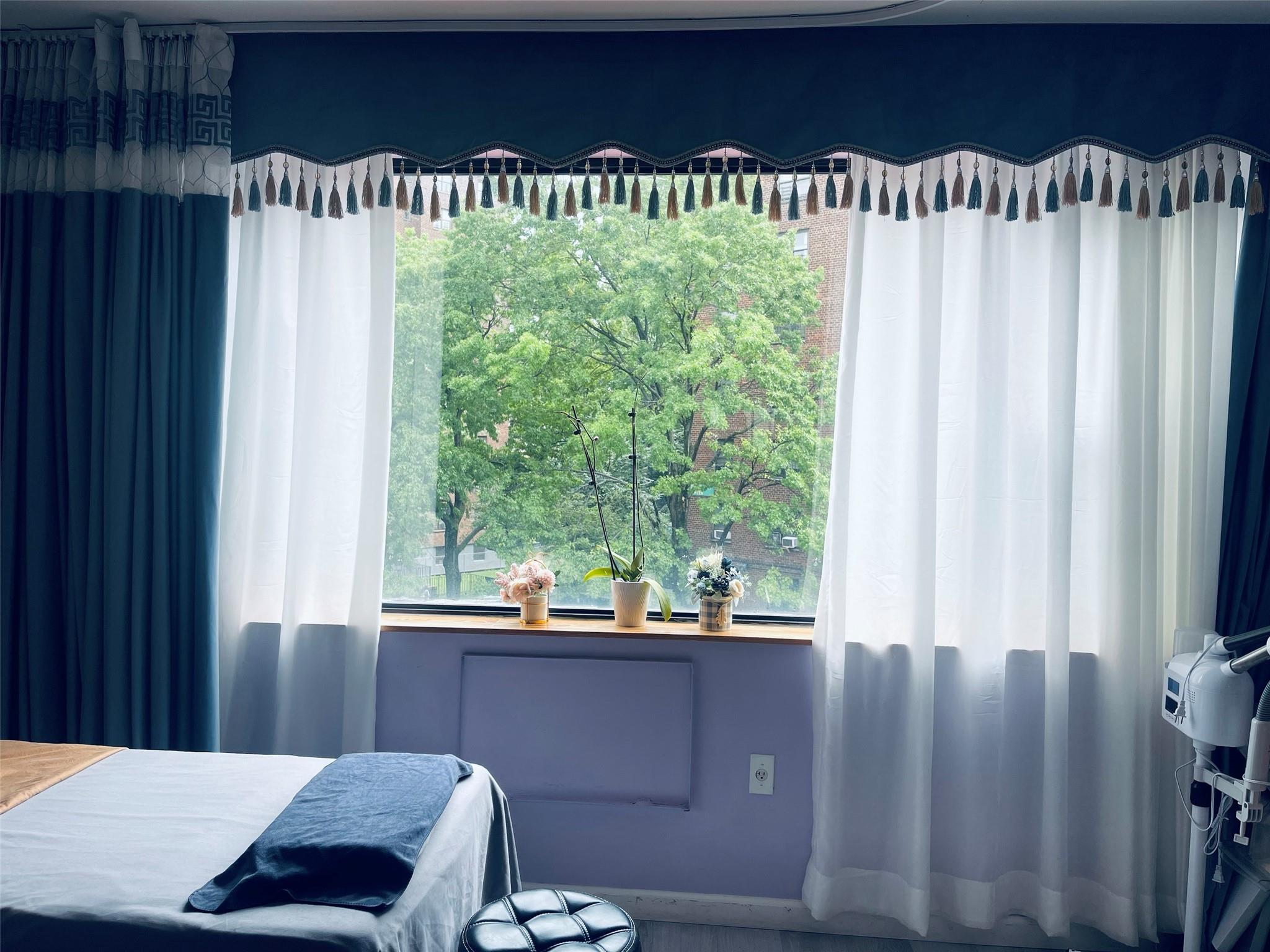 133-47 Roosevelt Avenue 3FL