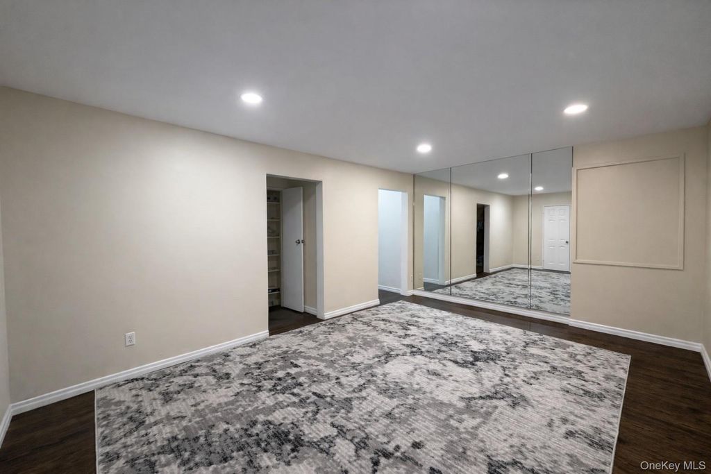 Photo of 22105 67th Avenue #1A, Oakland Gardens, NY 11364 (MLS # 964741)