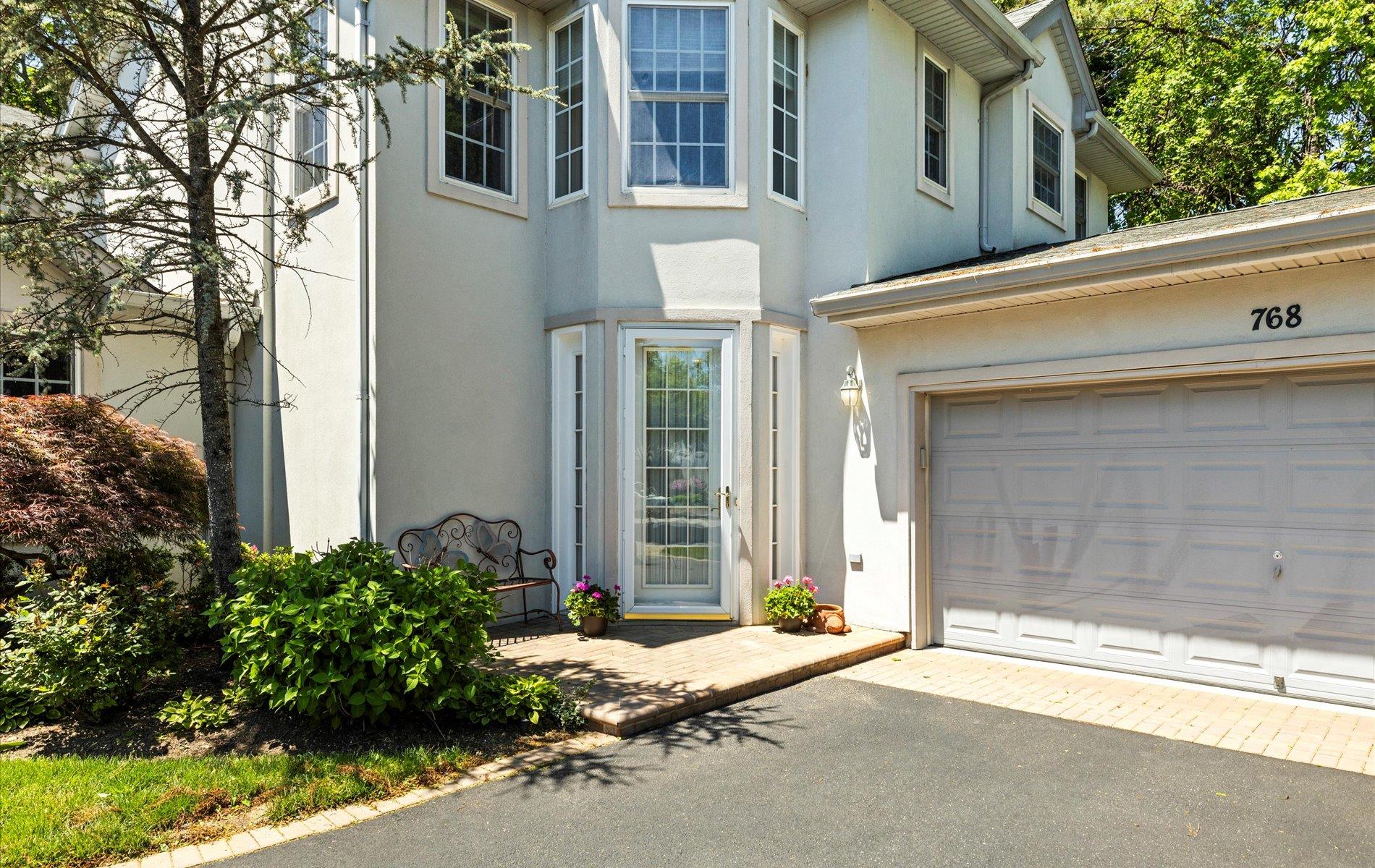768 Bardini Drive, Melville, New York image 3