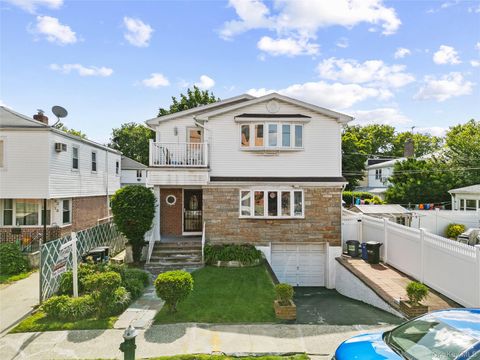 Multifamily For Sale - 64-14 218th Street<br/> Oakland Gardens, NY 11364