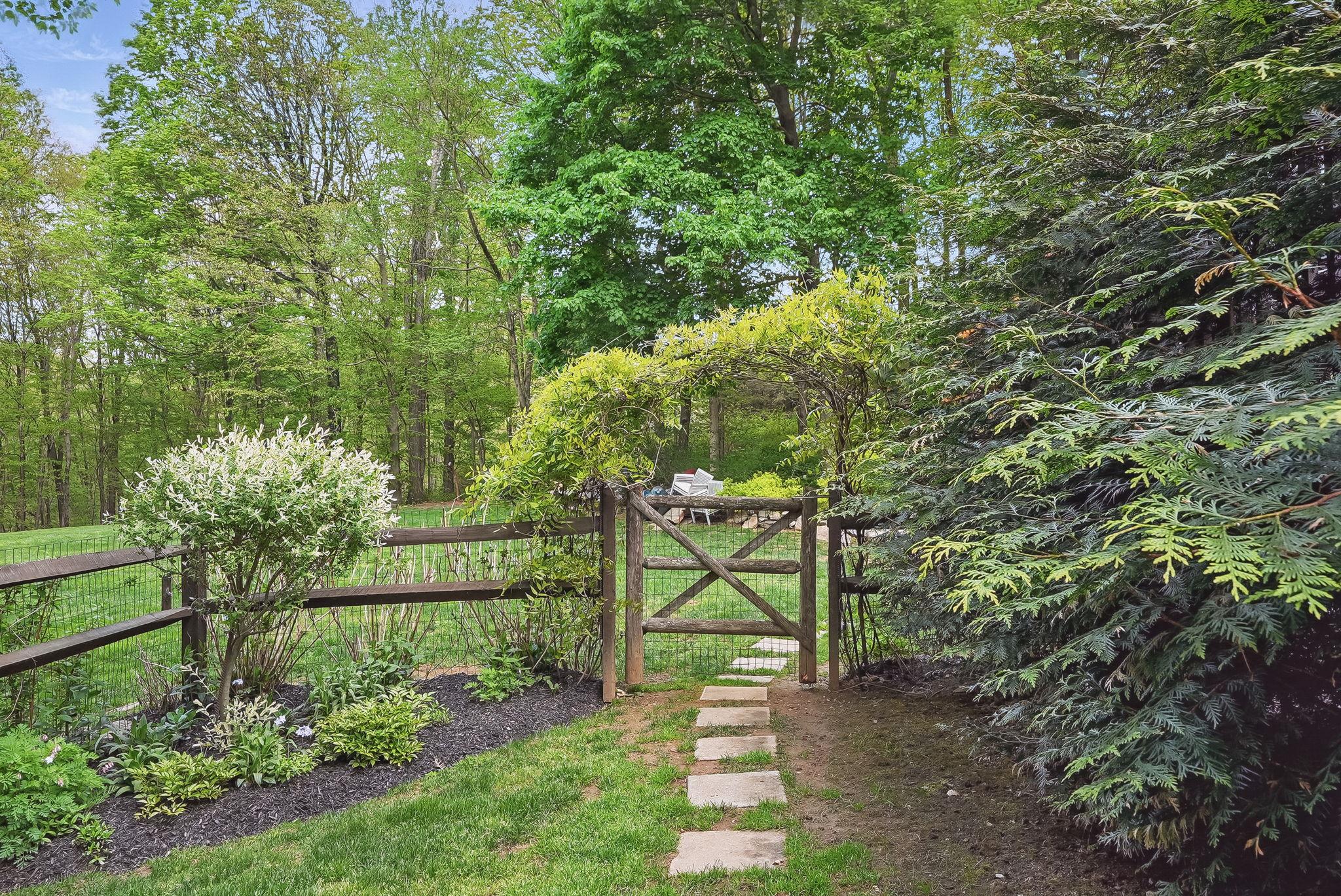 304 Church Road, Putnam Valley, New York image 43