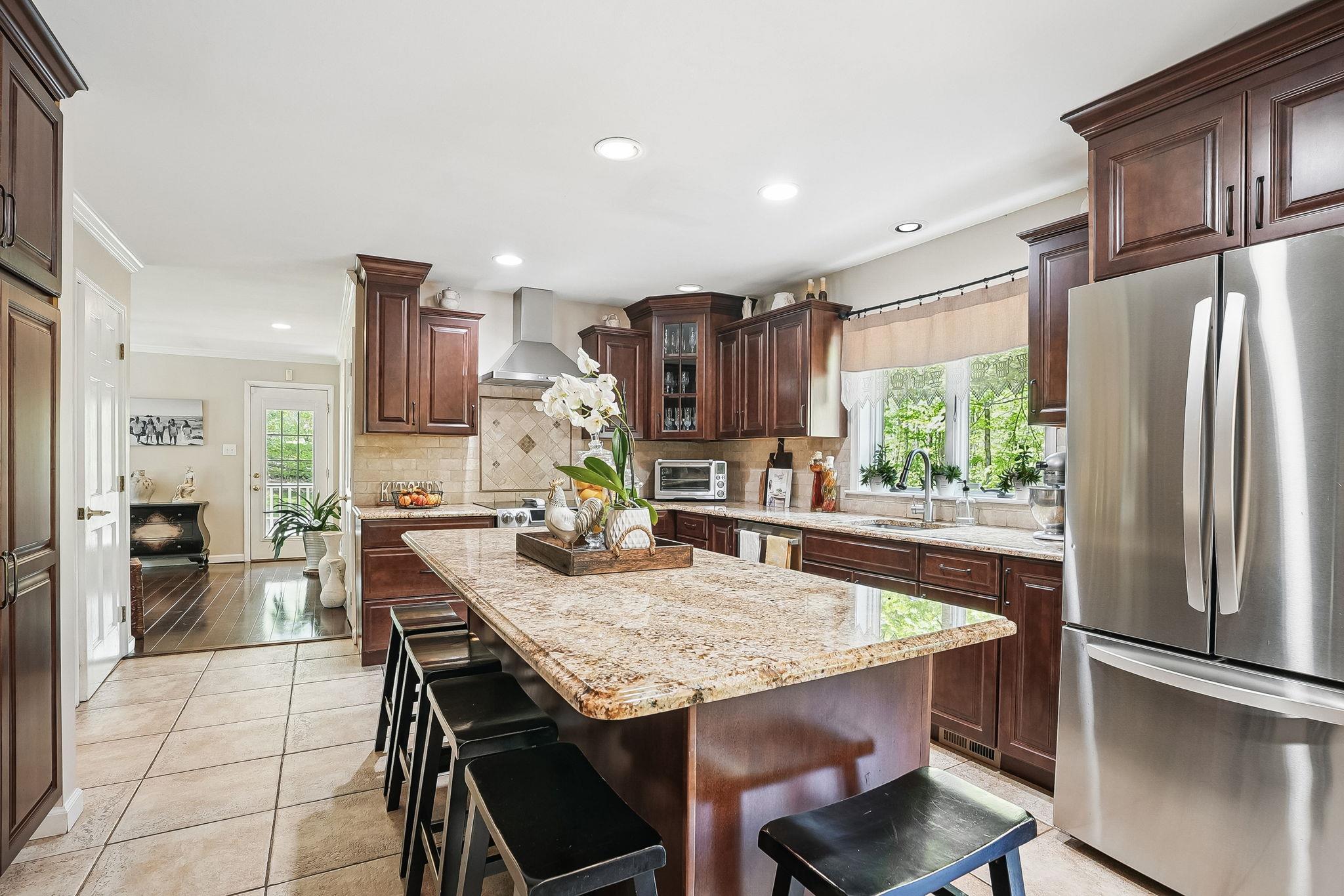 304 Church Road, Putnam Valley, New York image 8