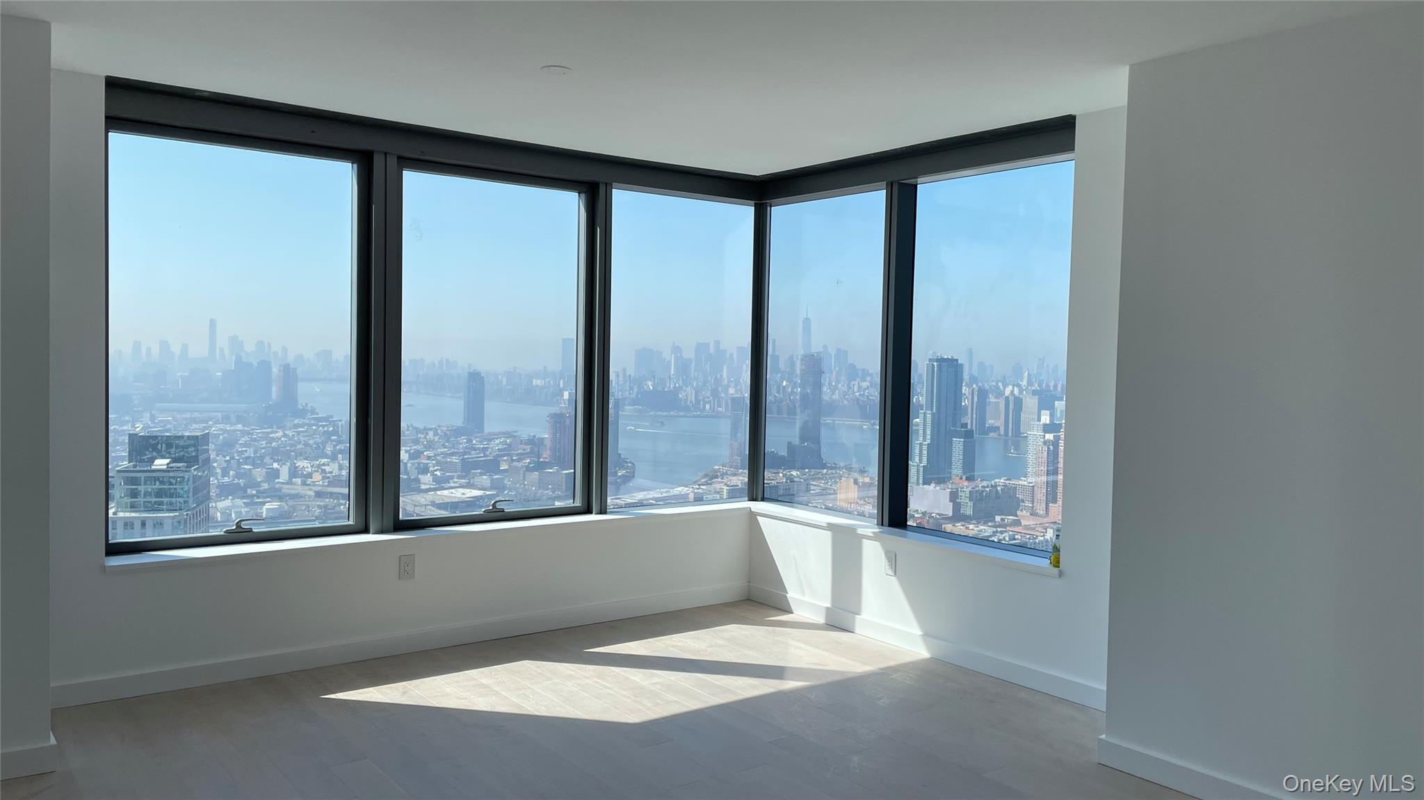 3 Court Square W 5211