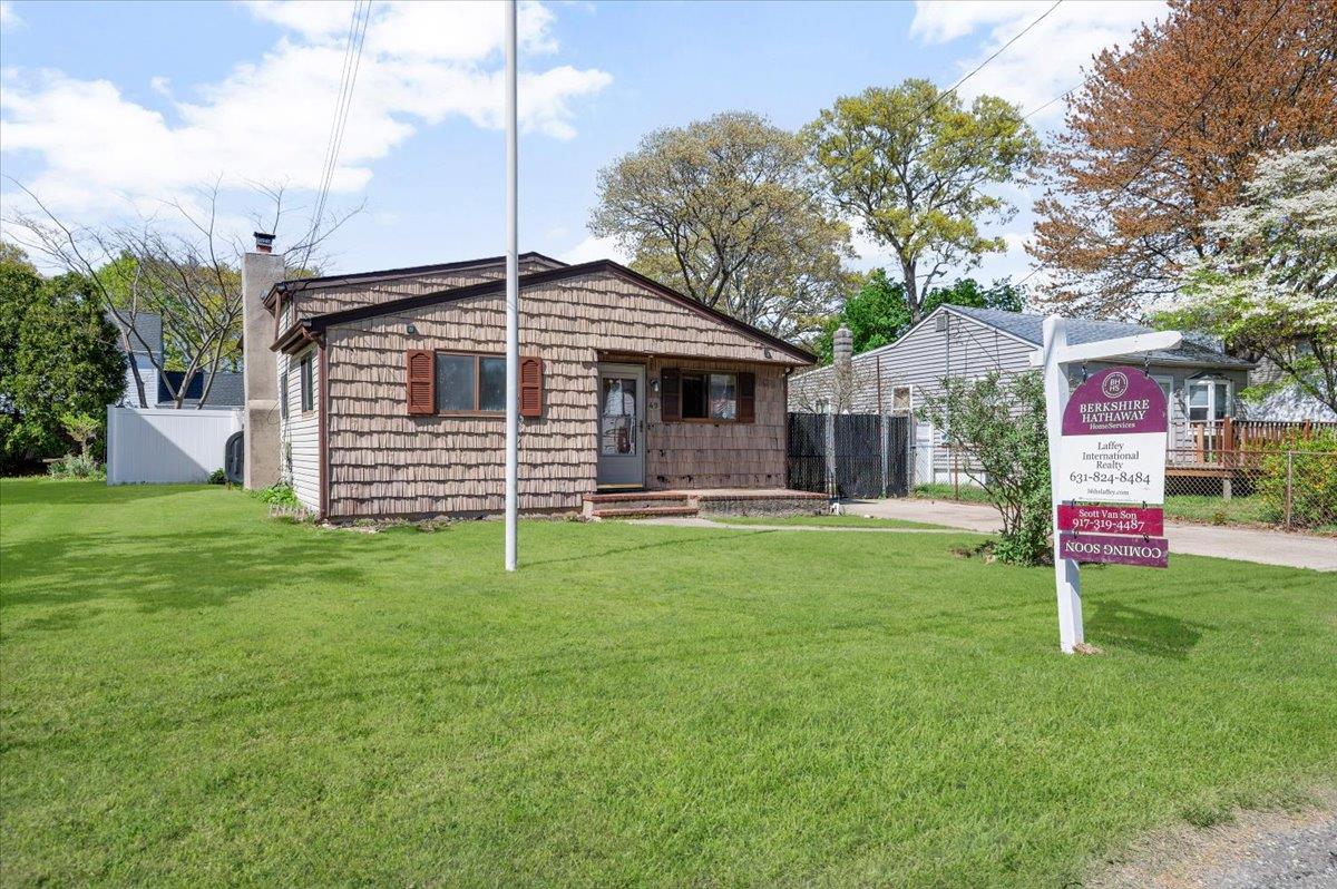 49 5th Street, Ronkonkoma, New York image 18