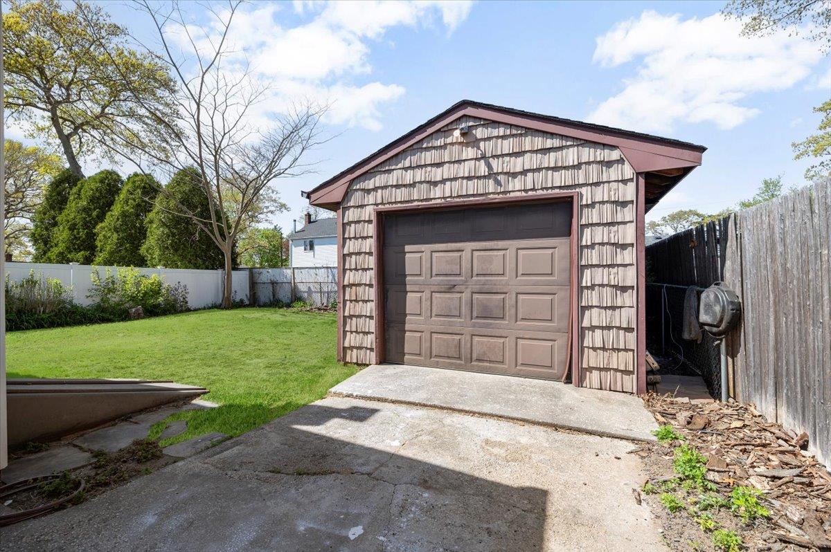 49 5th Street, Ronkonkoma, New York image 15