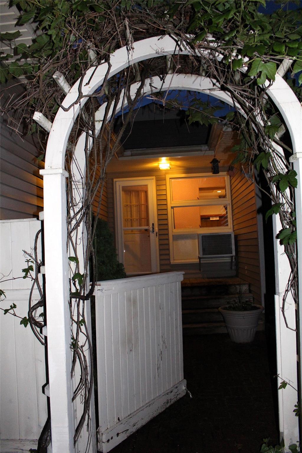 113 Pine Neck Avenue, East Patchogue, New York image 44