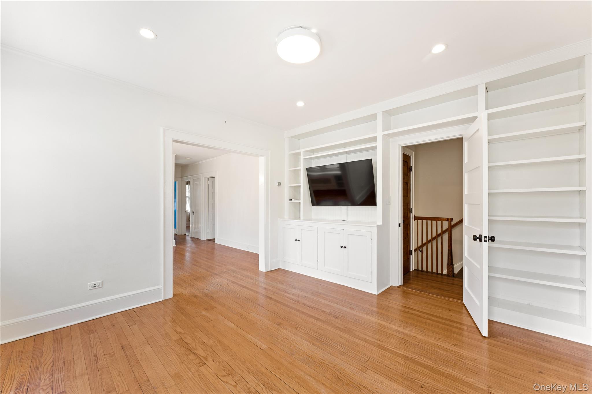 92 Pocantico 1 plus Schoolhouse