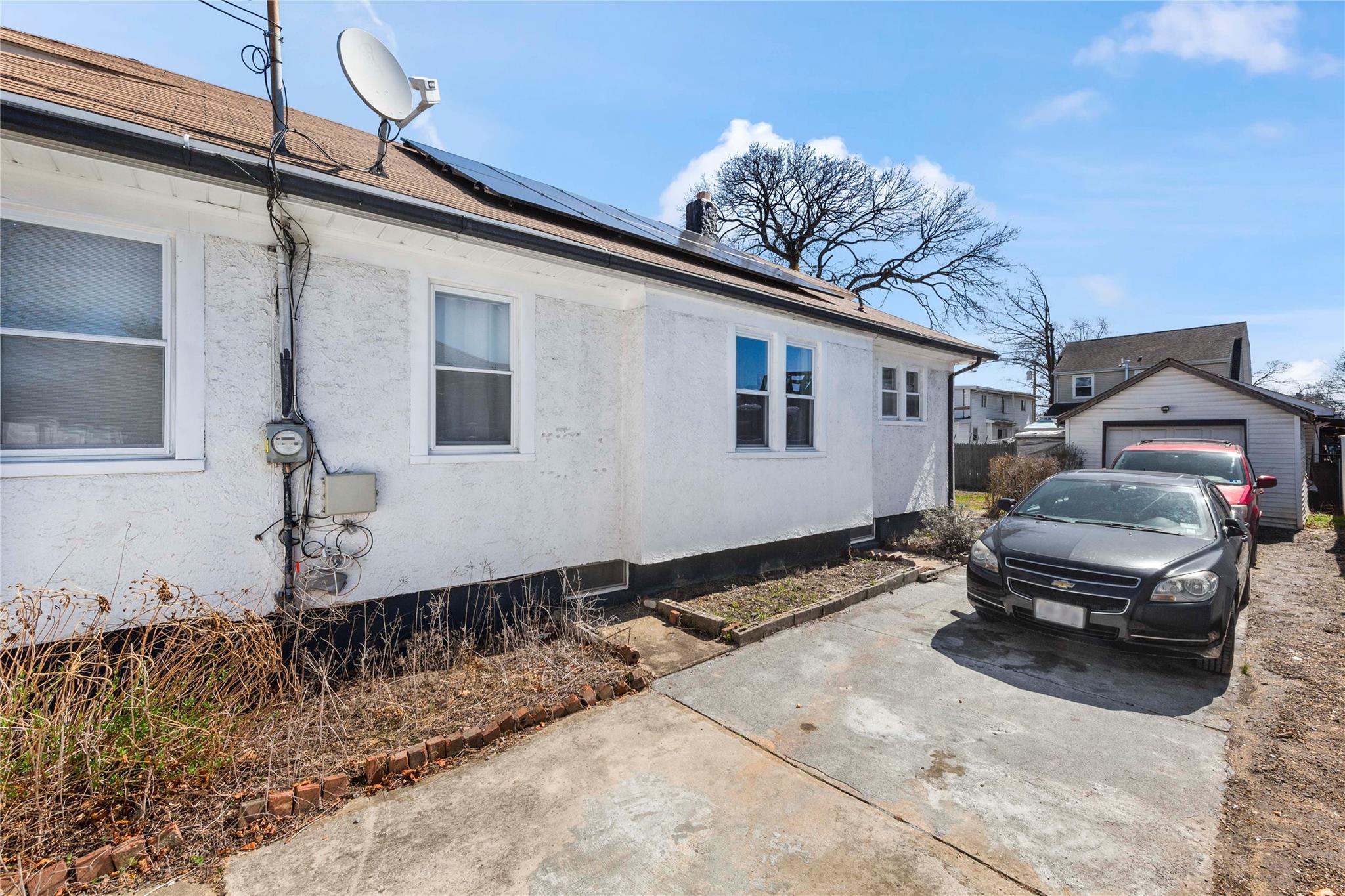 20 E Greenwich Avenue, Roosevelt, New York image 22
