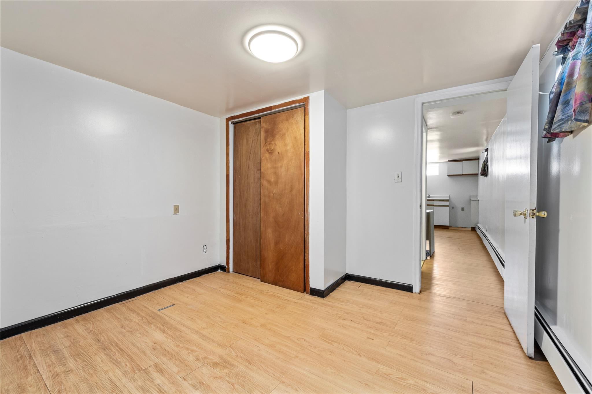 20 E Greenwich Avenue, Roosevelt, New York image 18