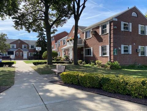 Photo of 73-18 260th Street #B-1, Glen Oaks, NY 11004 (MLS # 920046)