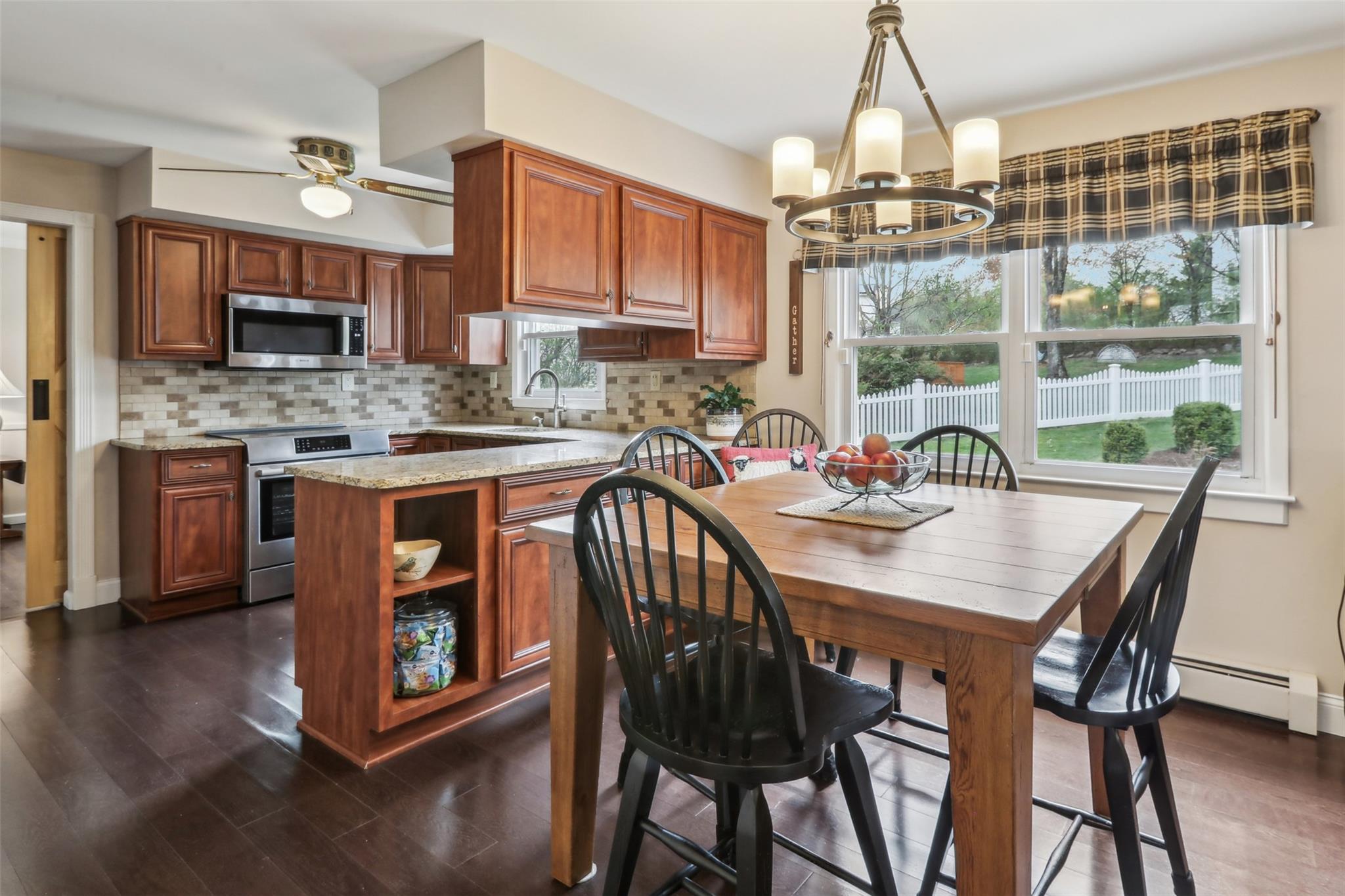 114 Neptune Drive, Monroe, New York image 12