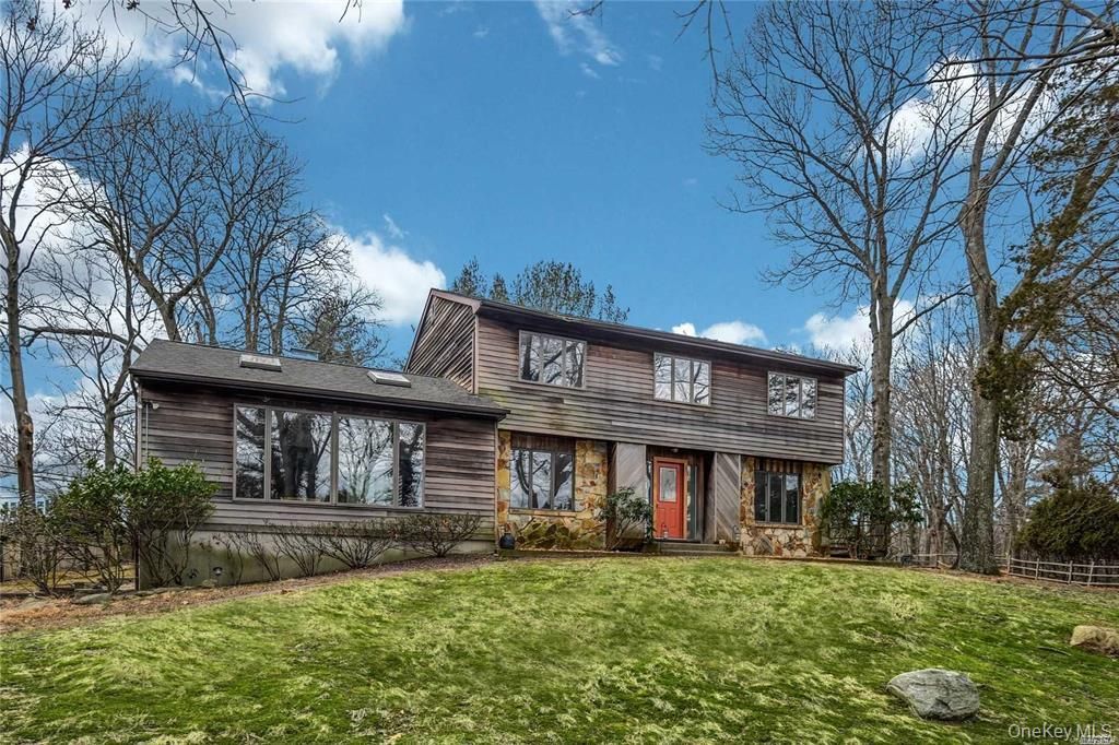 Photo of 36 Bevin Road, Northport, NY 11768 (MLS # 949111)