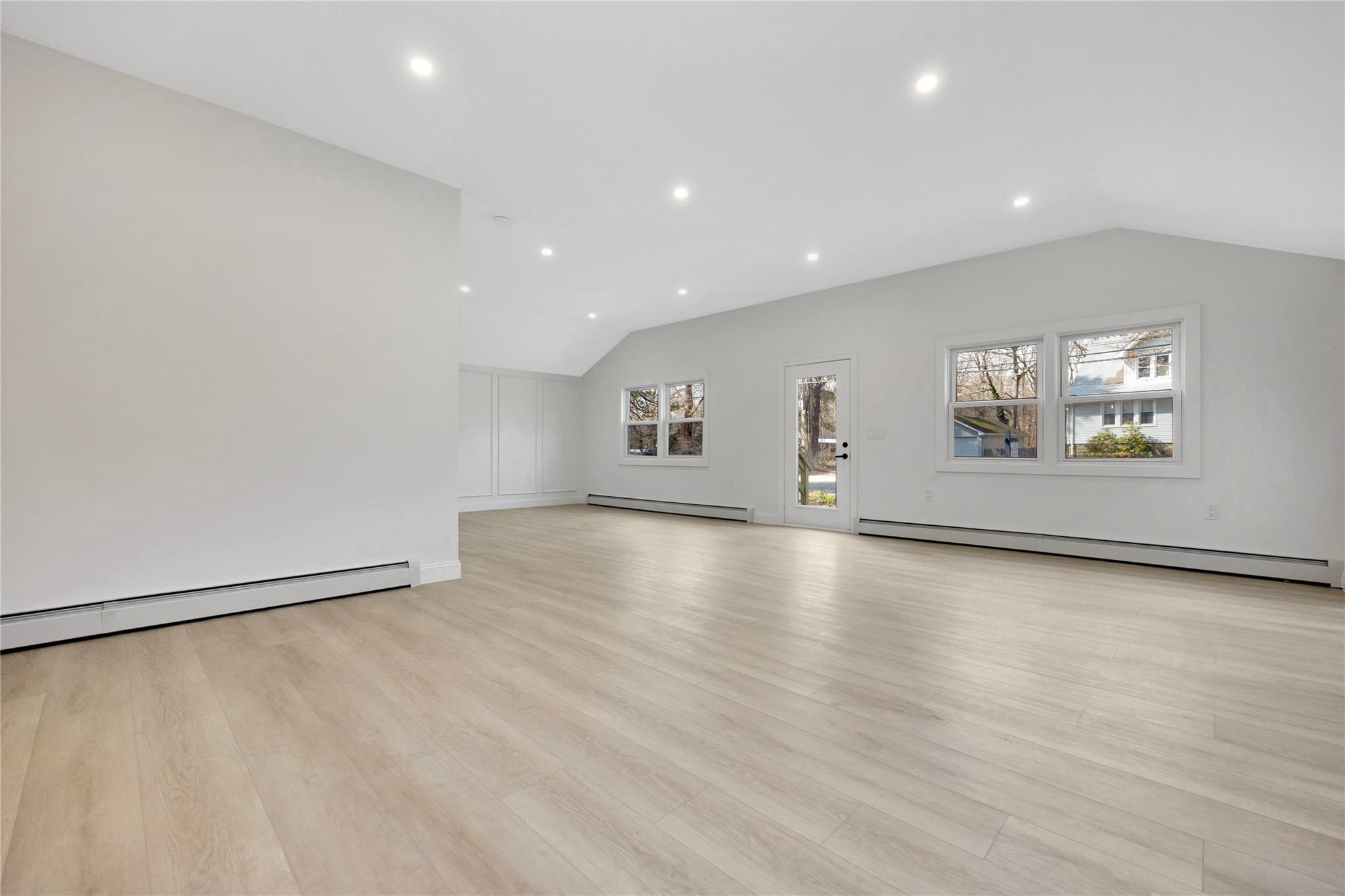 2761 Locust Avenue, Ronkonkoma, New York image 12