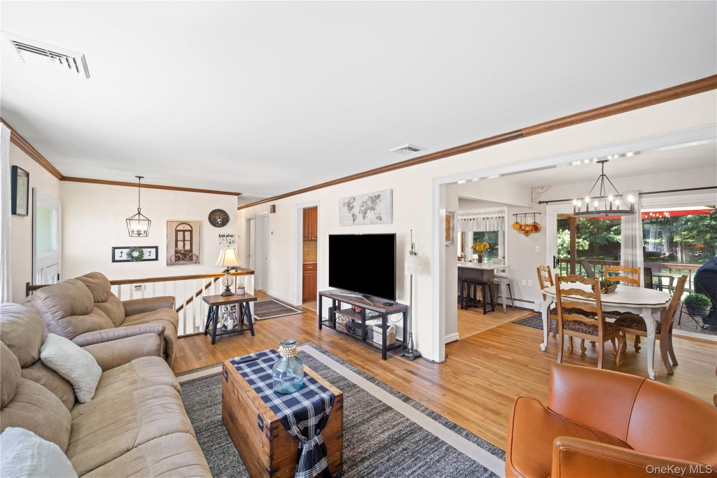 Photo of 6 Reeback Drive, Ossining, NY 10562 (MLS # 1044028)