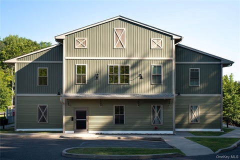 Condo For Sale - 128 Vineyard Avenue #206<br/> Ulster County, Highland, NY 12528