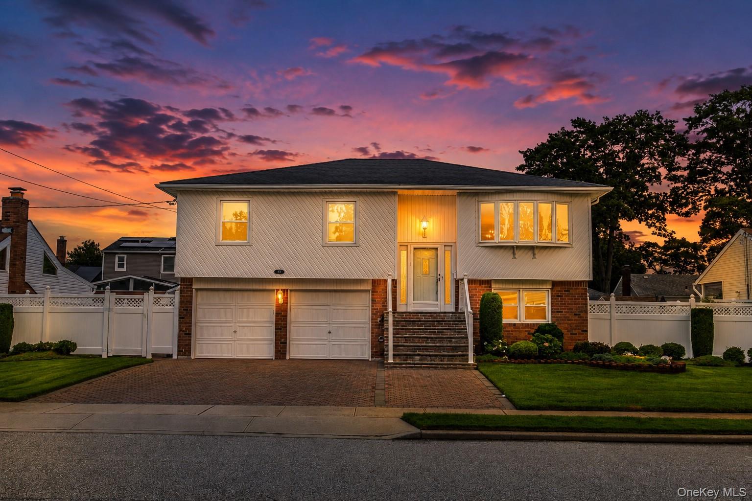 93 Toronto Avenue