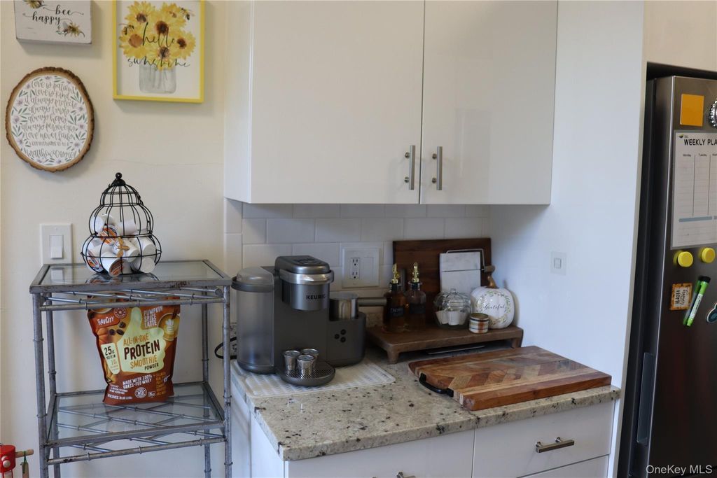 Photo of 47 N Central Avenue #3K, Hartsdale, NY 10530 (MLS # 966411)