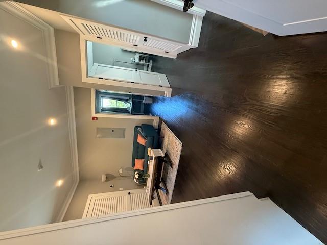 White Plains, New York 10606, United States, 2 Bedrooms Bedrooms, ,1 BathroomBathrooms,Residential,Active,139410