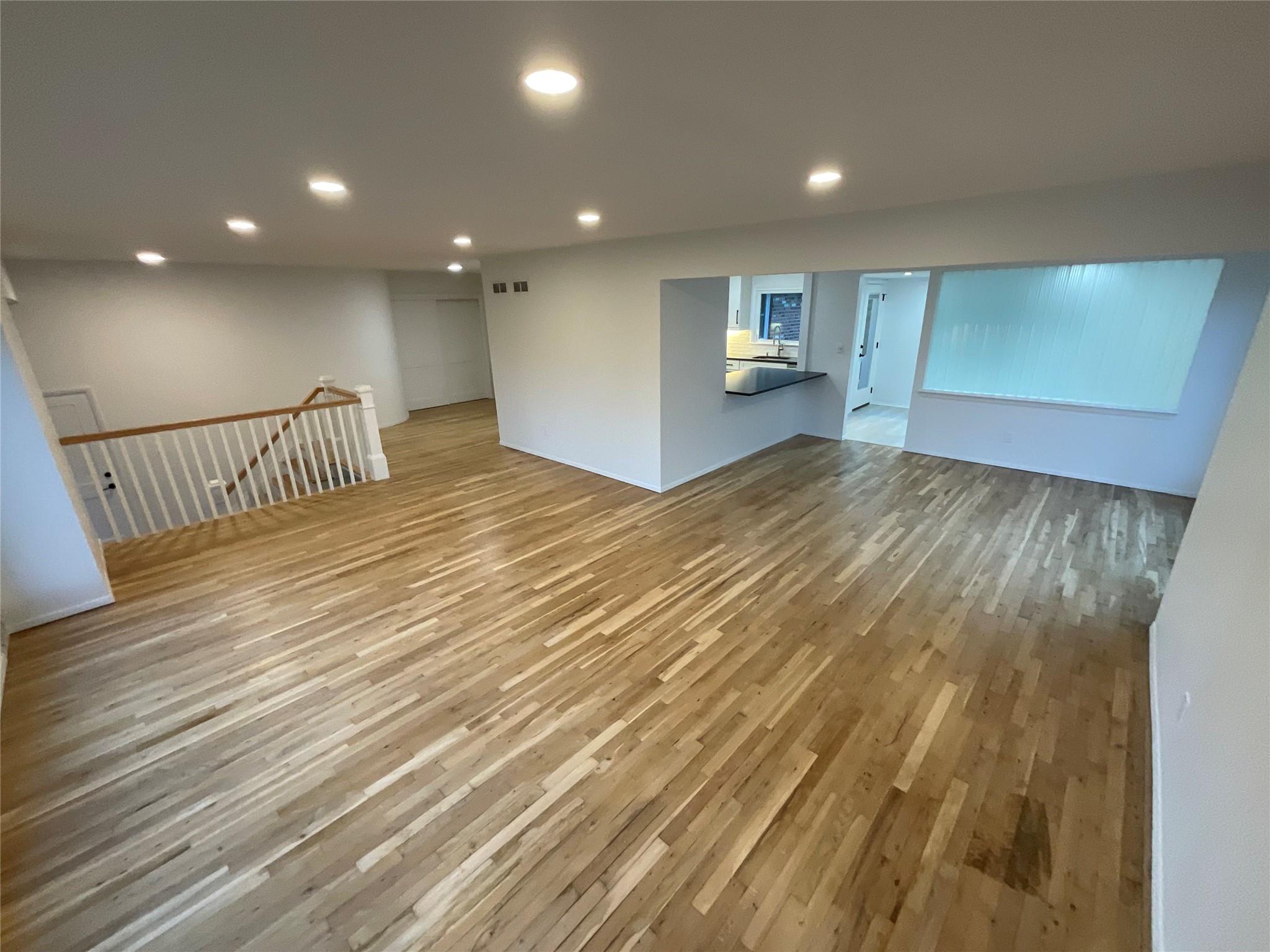 289 Birch Drive, Roslyn, New York image 9