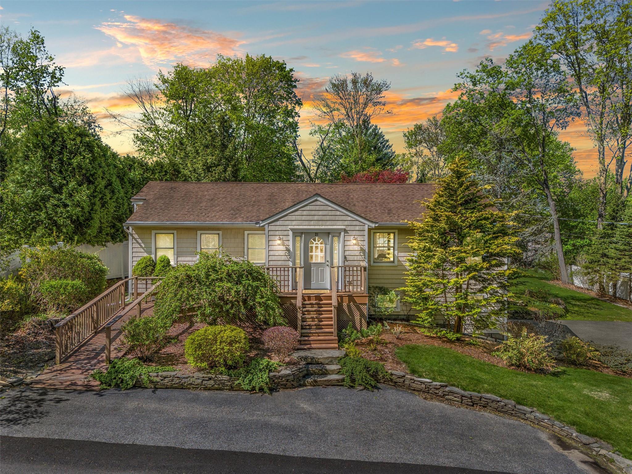 Property for Sale at Rhinecliff Road, Brewster, New York - Bedrooms: 2 
Bathrooms: 2 
Rooms: 7  - $499,900
