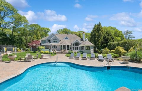 10 Colonial Drive Smithtown NY 11787