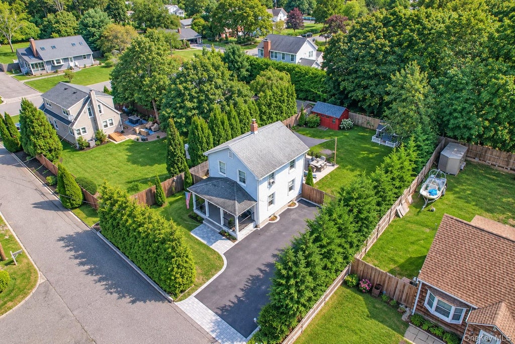 Photo of 9 Jennings Avenue, Center Moriches, NY 11934 (MLS # 1052181)
