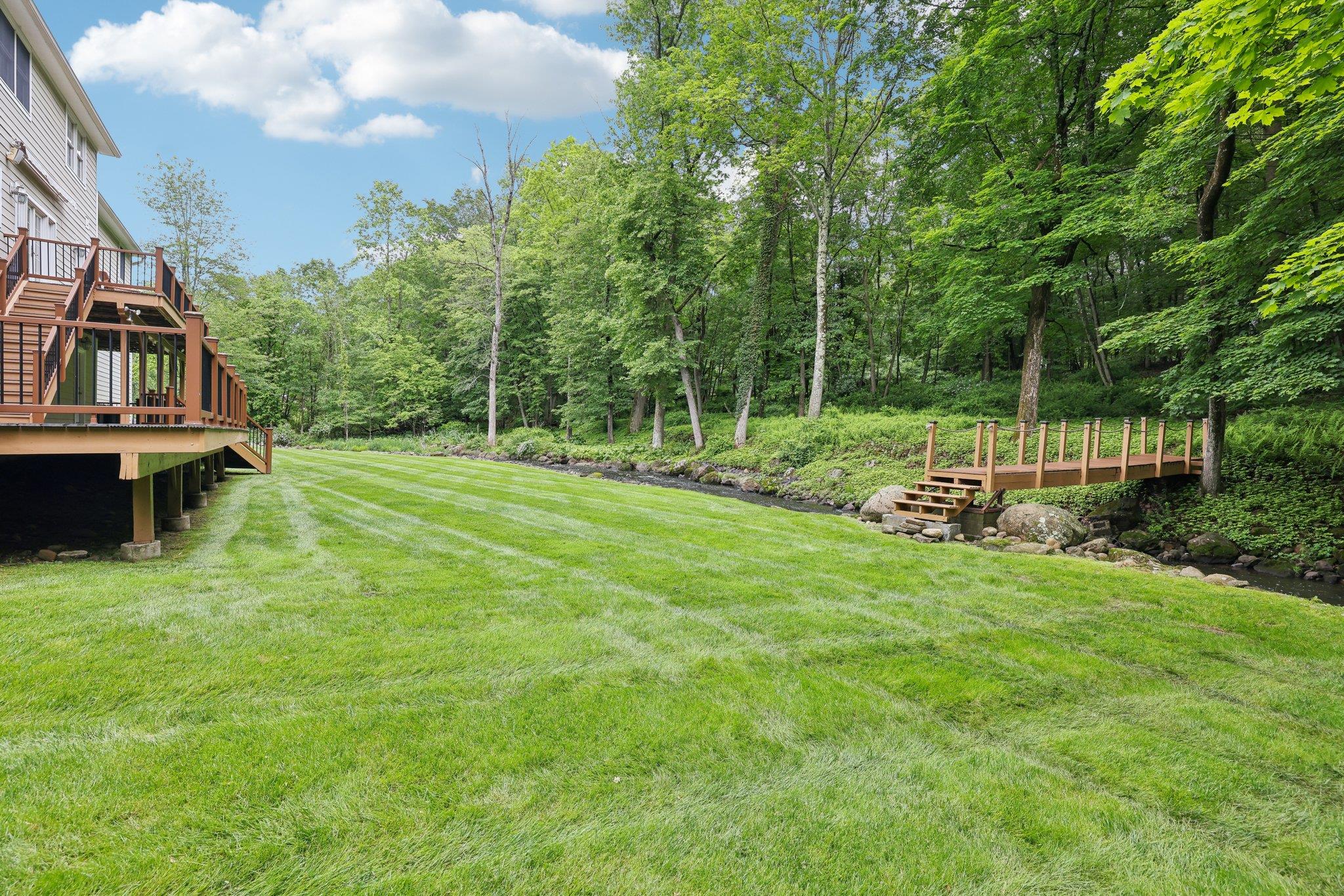306 Old Mill Road, Valley Cottage, New York image 32