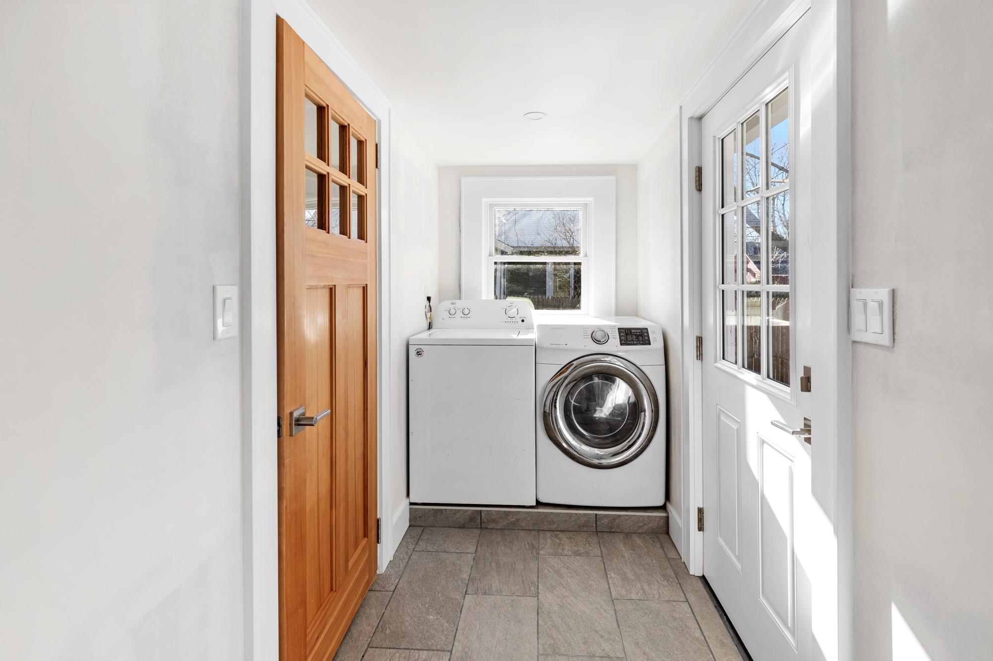 401 6th Street, Greenport, New York image 17