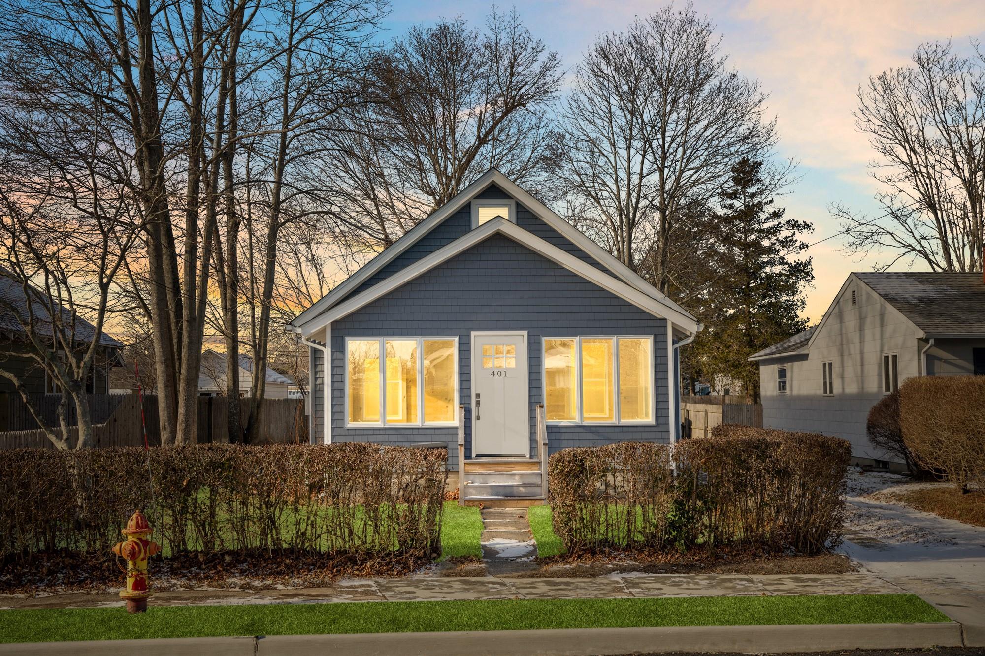401 6th Street, Greenport, New York image 1