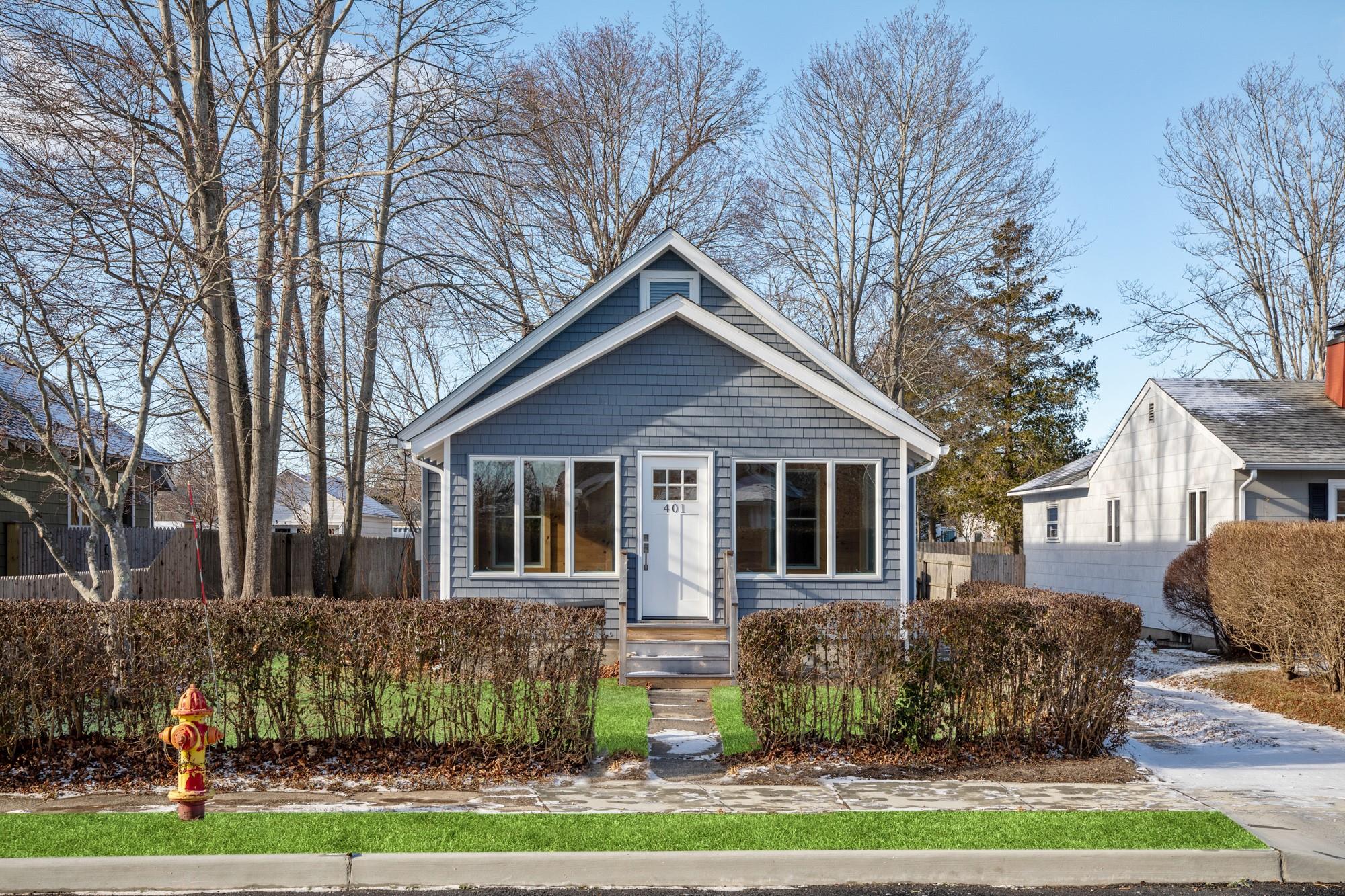 401 6th Street, Greenport, New York image 2