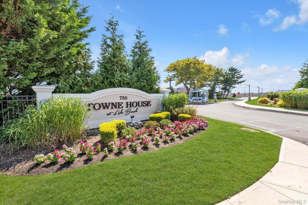 Photo of 750 Lido Boulevard #45A, Lido Beach, NY 11561 (MLS # 1029062)
