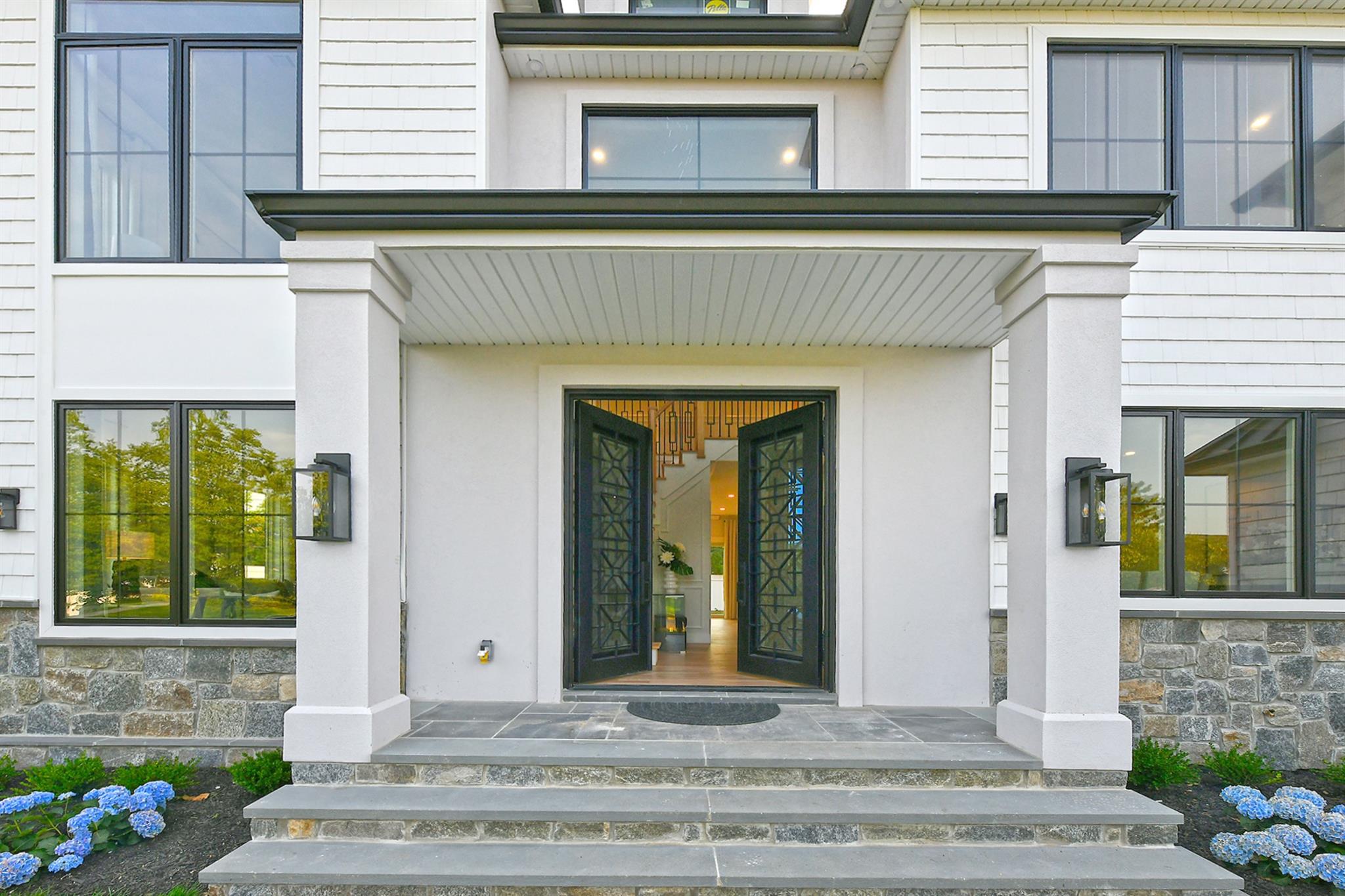 7 Westchester Avenue