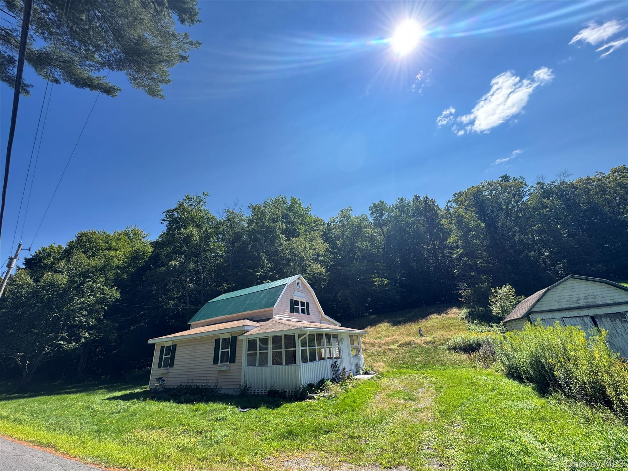 31 Willowemoc Road