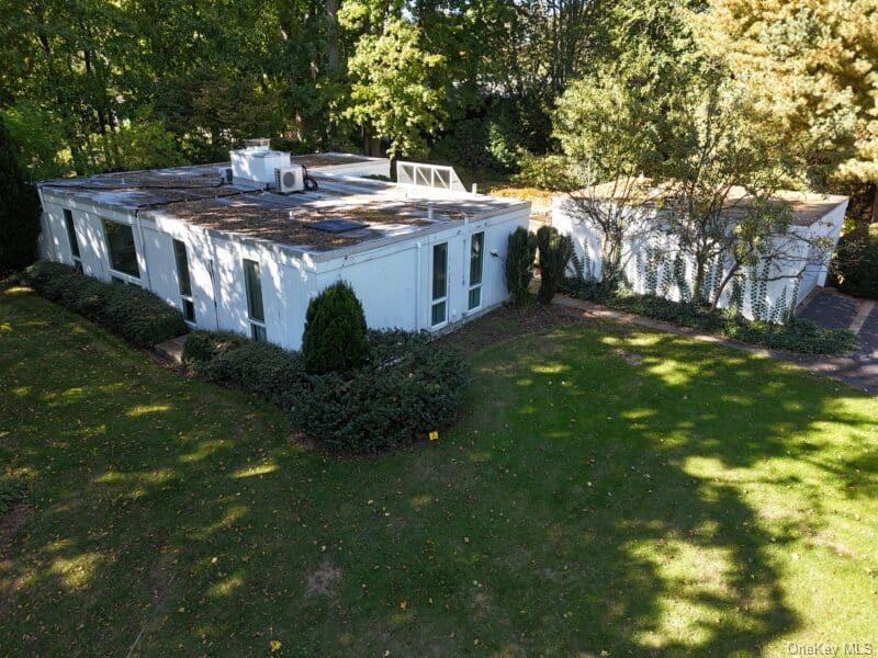 Photo of 22 The Maples, Locust Valley, NY 11560 (MLS # 1065722)