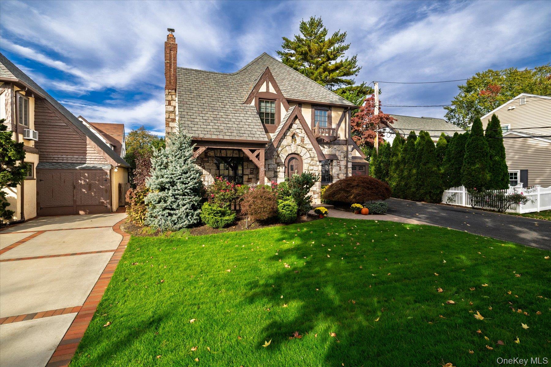 15 Brevoort Place