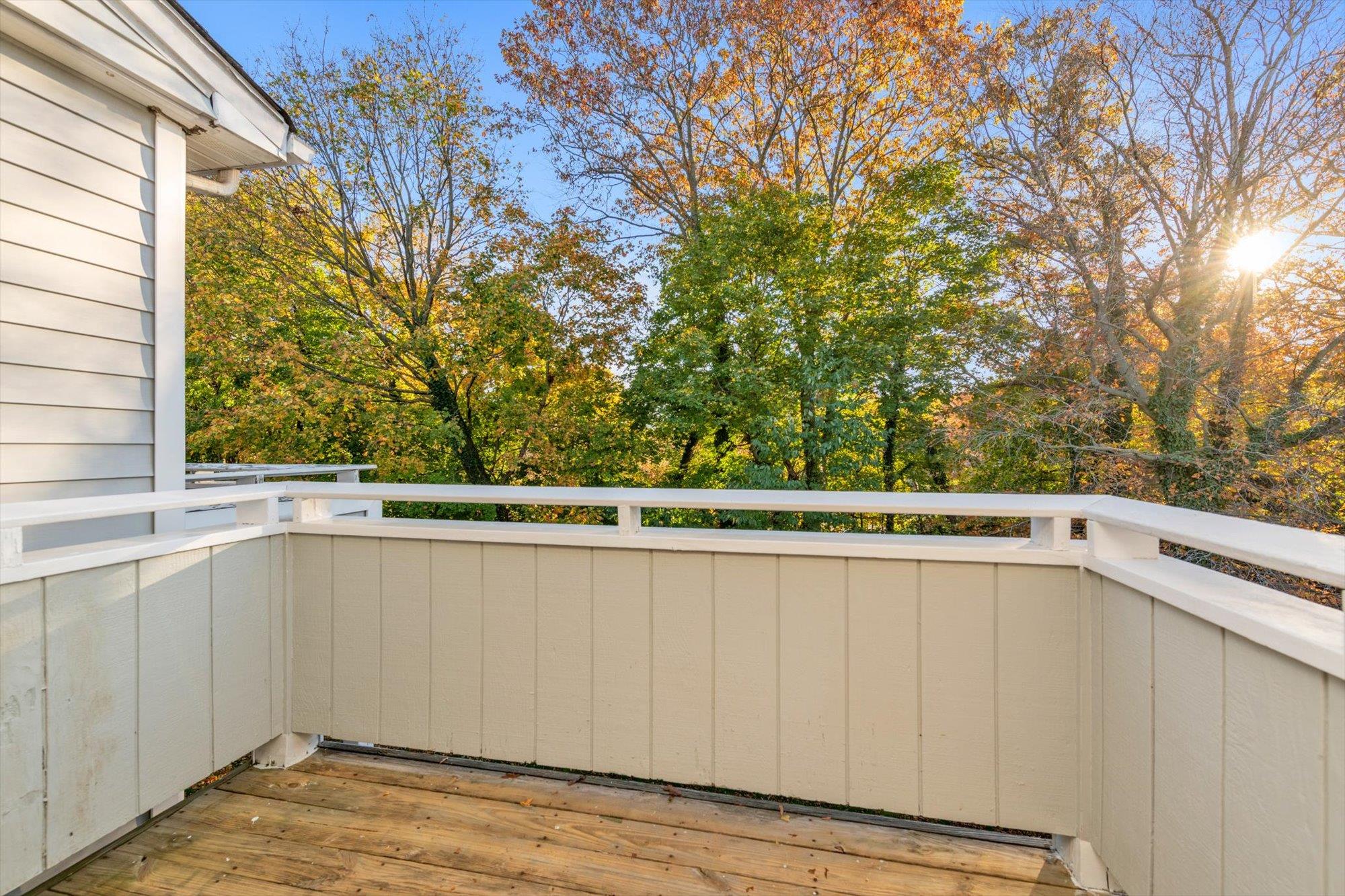 240-06B Oak Park Drive, Douglaston, New York image 19