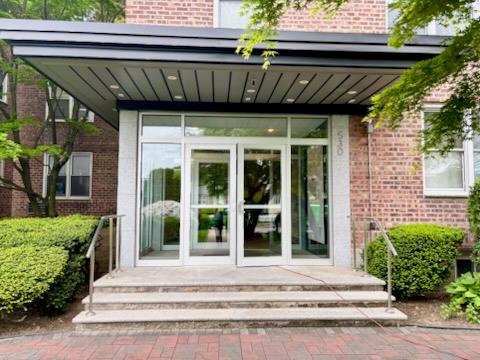 530 Dubois Avenue # 2C, Valley Stream, New York image 1