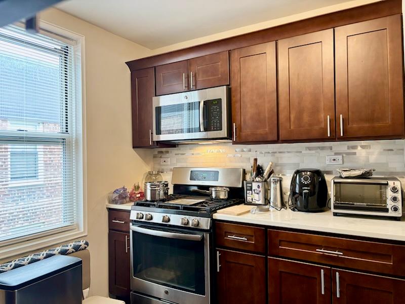 530 Dubois Avenue # 2C, Valley Stream, New York image 12