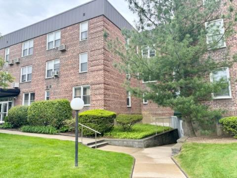 530 Dubois Avenue # 2C, Valley Stream, New York image 2