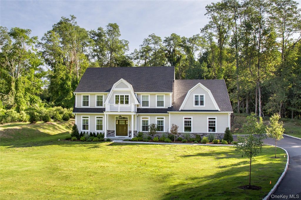 Photo of 11 Gracemere, Tarrytown, NY 10591 (MLS # 950512)