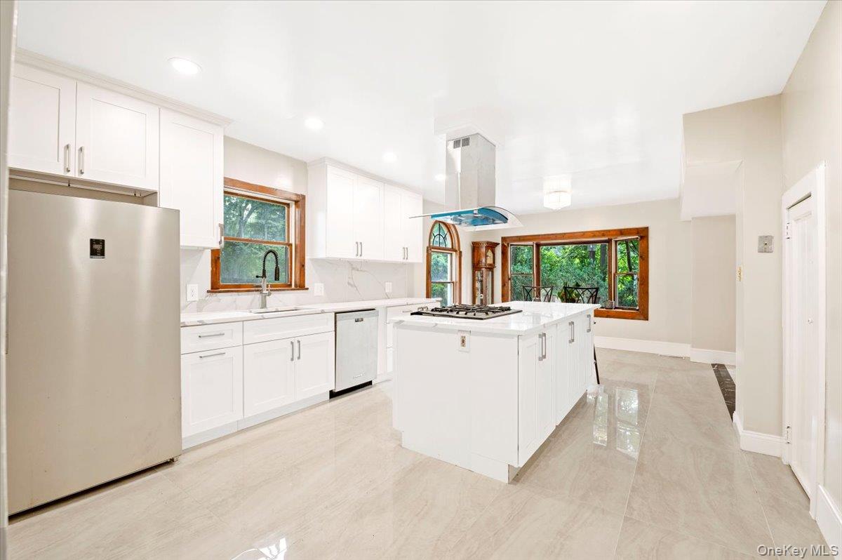 1101 Jericho Oyster Bay Road