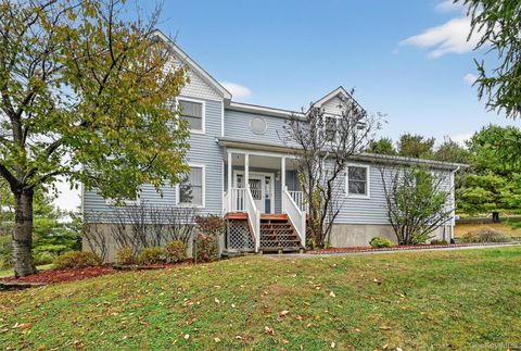 3 DeRose Lane Chester NY 10918