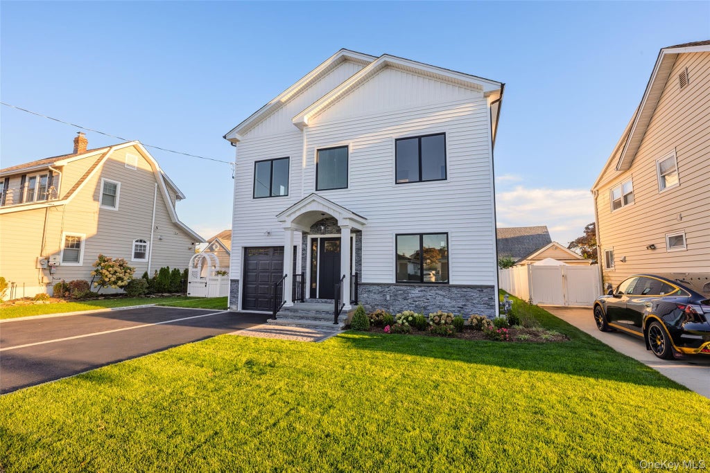 Photo of 43 Westbury Avenue, Mineola, NY 11501 (MLS # 1031927)