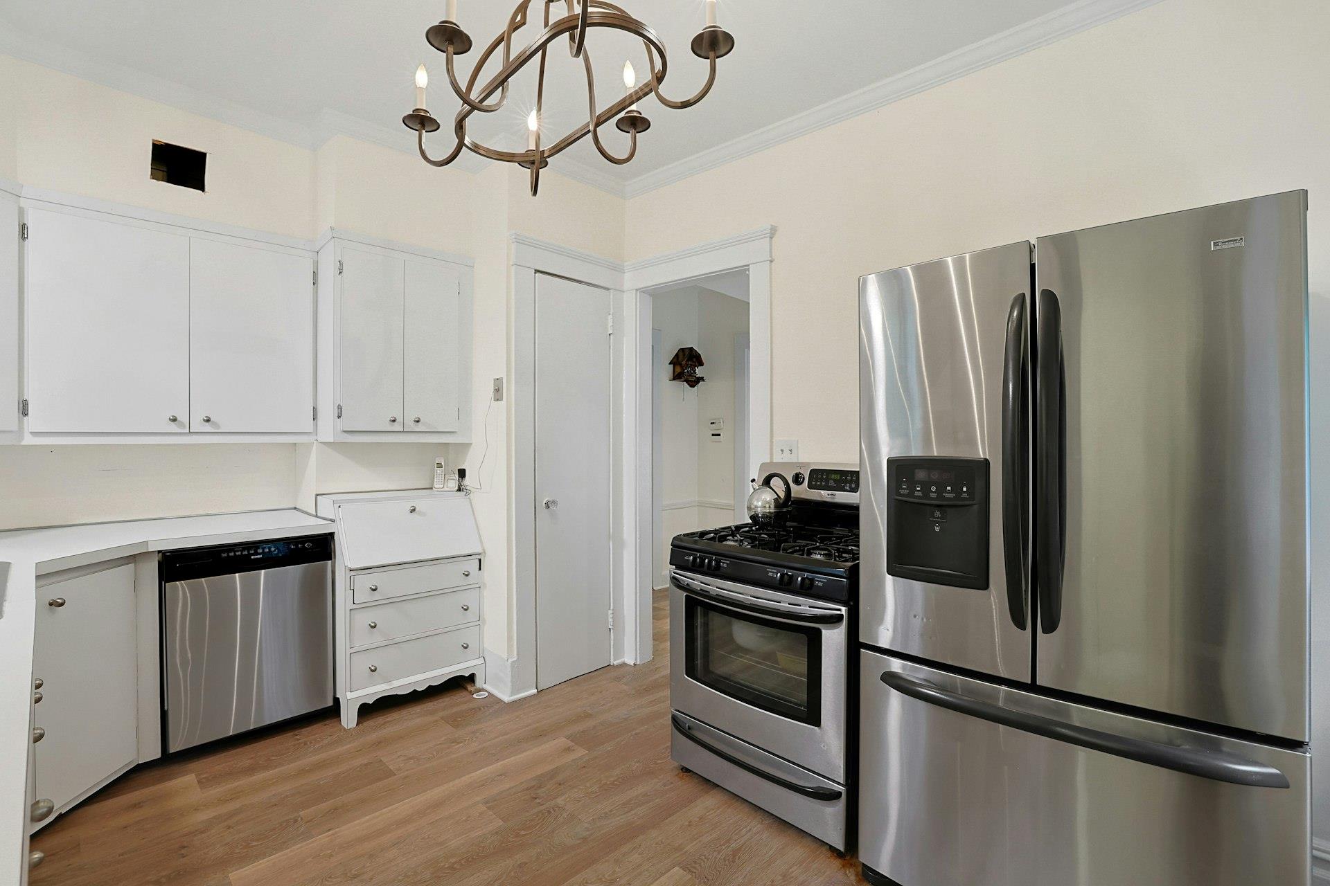 67 Bon Air Avenue, New Rochelle, New York image 7