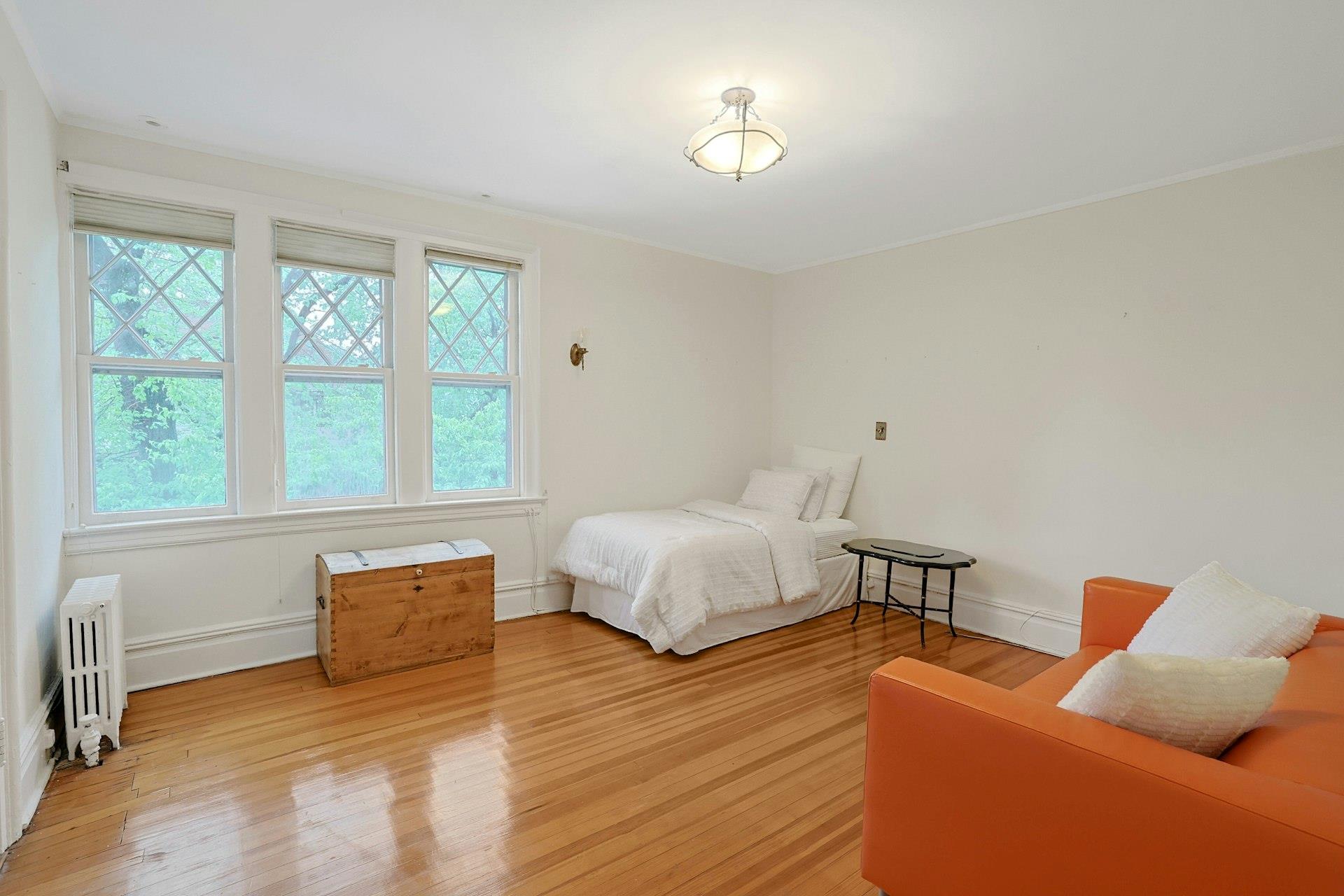 67 Bon Air Avenue, New Rochelle, New York image 17