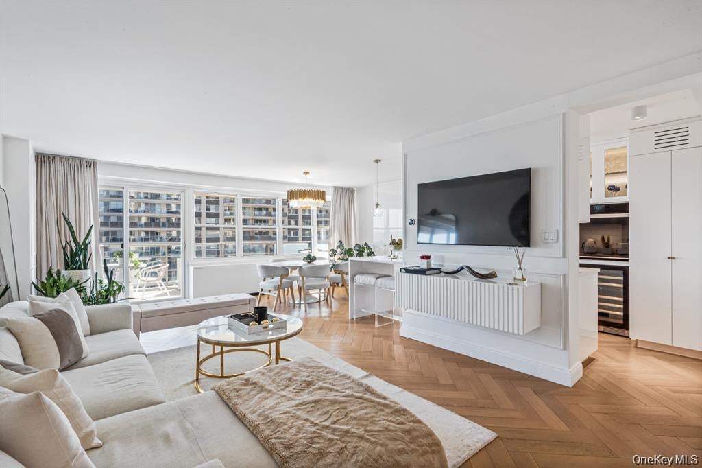 Photo of 18-05 215 Street #8M, Bayside, NY 11360 (MLS # 1068091)