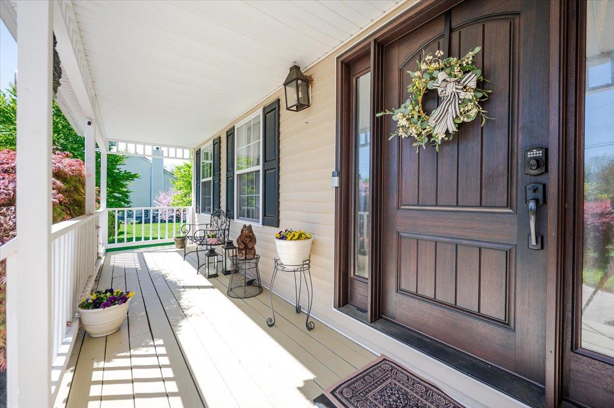 10 Meadow Sweet Road Rd, Cortlandt Manor, New York image 2
