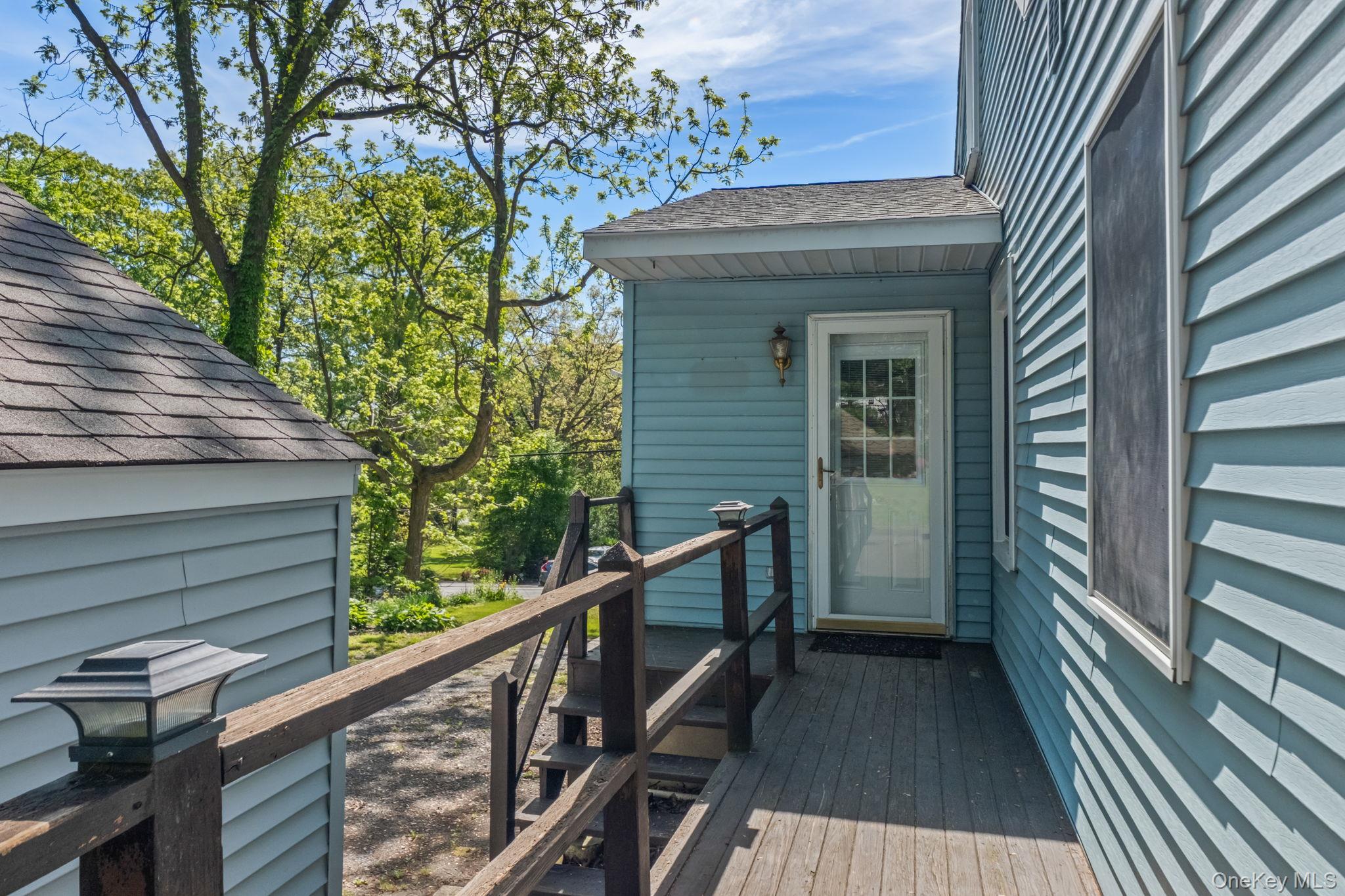 189 Lakeside Road