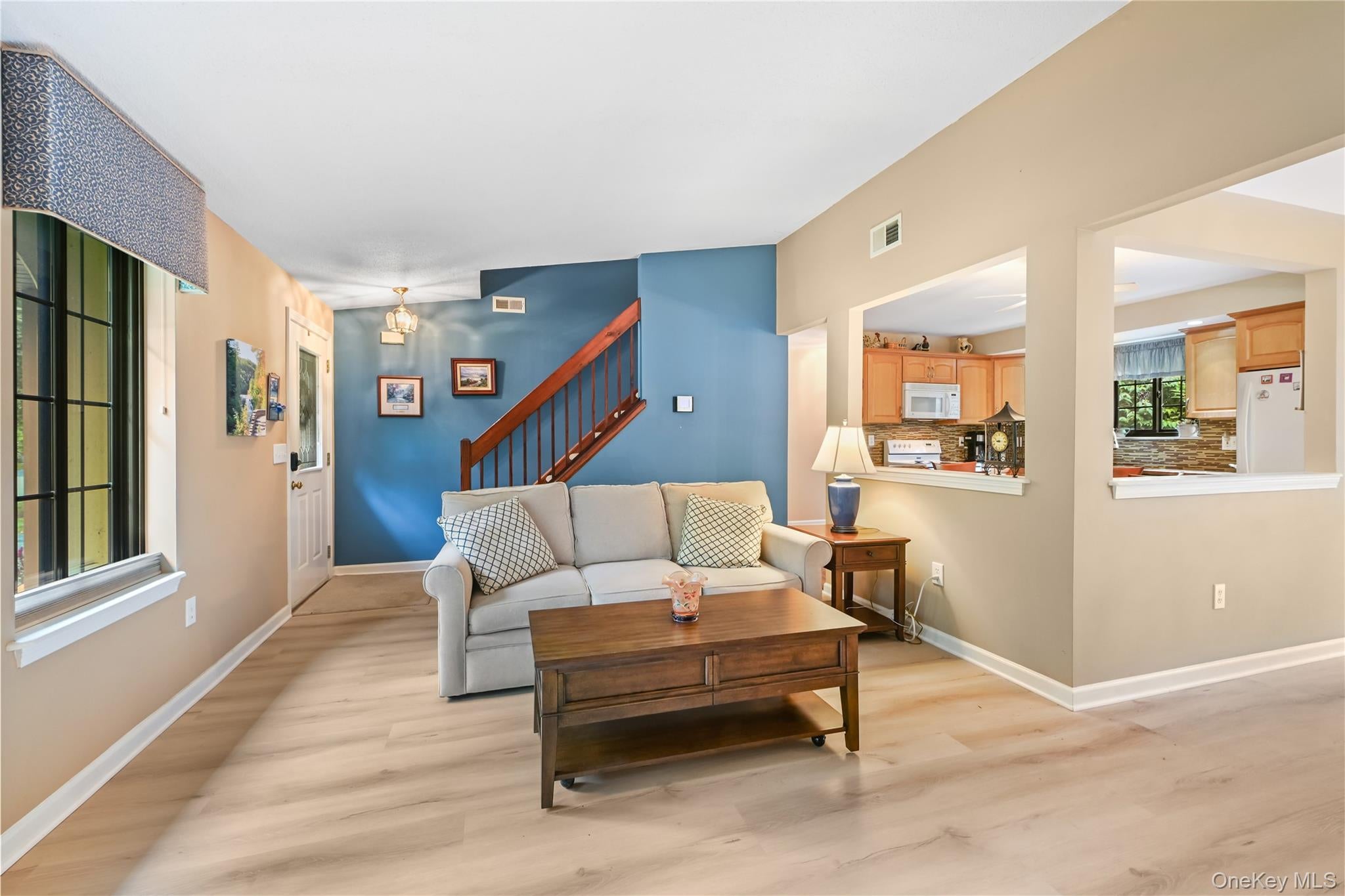 119 Stringham Road 16